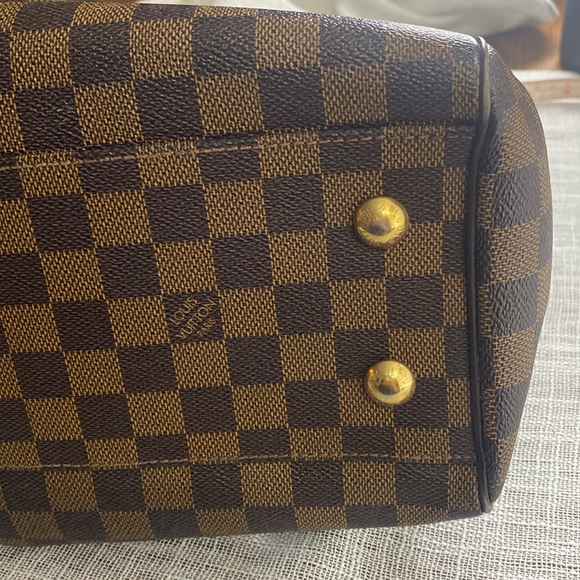 Louis Vuitton Trevi Damier PM - Picture 5 of 9